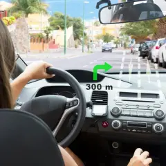 System rozpoznawania znaków drogowych pokazuje skręt w prawo za 300 m i ograniczenie prędkości do 60 km/h.